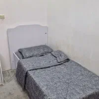 تخت خواب همراه تشک و کمد