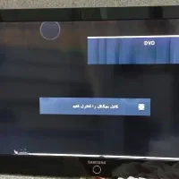 تلوزیون ۴۰ال سی دی سامسونگ با دیجیتال و میز رایگان|تلویزیون و پروژکتور|قم, باغ کرباسی|دیوار