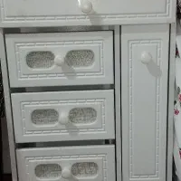 کمد و گل مصنوعی