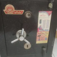 گاو صندوق  در حد نو