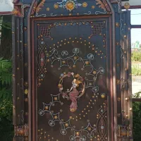 درب فلزی نفررو سلطنتی