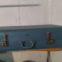 چمدان قدیمی