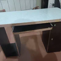 میز کامپیوتر