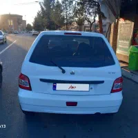 یک دستگاه پراید ۱۱۱سفید درحدصفر