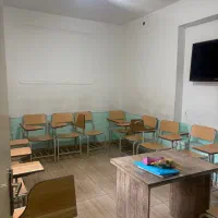 مدرس زبان انگلیسی