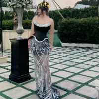 دوخت لباس مجلسی و عروس