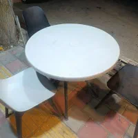 میز و صندلی