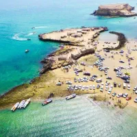 کشتی تفریحی . گشت جزیره . غواصی