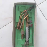 یک عدد اره برقی باچرسقیل ۲ تن وپیک کاربیت