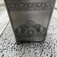 جادستمال کاغذی و سطل زباله