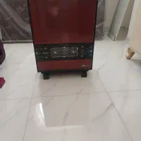 بخاری کوچیک زرشکی در حدنو و تمیز و سالم