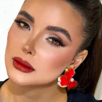 پکیج میکاپ و شنیون فقط 3800