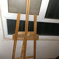 سه پایه بوم نقاشی