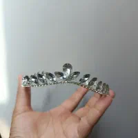 ساخت تاج و ریسه عروس، دوخت انواع تل های مجلسی و...