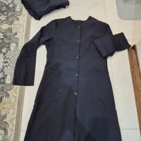 لباس فرم مدرسه و کتاب