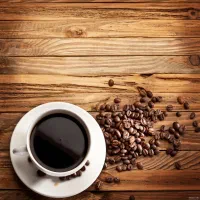 باریستا آشنا به بار سرد و گرم