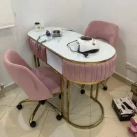اجاره میز ناخن
