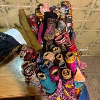 تعداد پارچه به صورت کلی فروخته میشود