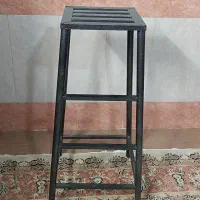 چهار پایه نو با نصف قیمت