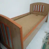 تخت یک نفره