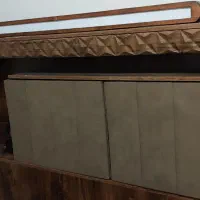 تاج تخت