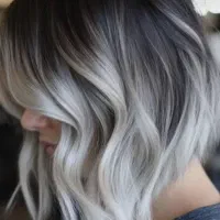 کوتاهی موخوره گیری حرفه ای پاکسازی پوست|خدمات آرایشگری و زیبایی|اصفهان, خواجه عمید|دیوار