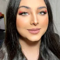 خدمات تخصصی کاشت اکستنشن و لیفت و لمینت مژه و ابرو