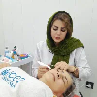 کلینیک تخصصی پوست و مو (خدمات حرفه‌ای و آموزش)|خدمات آموزشی|خرم‌آباد, |دیوار