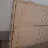 در و کمد چوبی