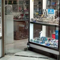 اجاره مغازه در پاساژ ساعت خیابان امام رضا|اجارهٔ مغازه و غرفه|مشهد, امام رضا (ع)|دیوار