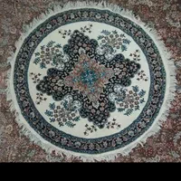 فرش گرد قطر یک و نیم متر