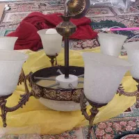 لوستر نو و تمیز|لوستر و چراغ آویز|قدس, شهر‌قدس|دیوار