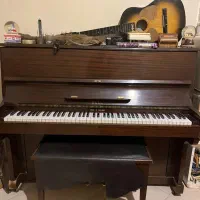 پیانو آکوستیک