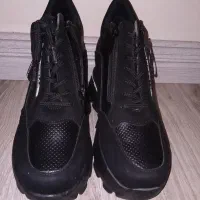 کفش نیم بوت