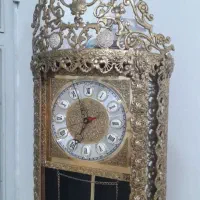 ساعت برنز ایستاده