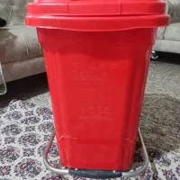 سطل زباله پدالی بزذرگ