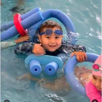 آموزش شنای بانوان