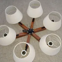 لوستر ۶ شاخه پایه فلزی روکش چوبی و اینه چوبی|لوستر و چراغ آویز|تهران, مجیدیه|دیوار