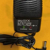 آدابتور و منبع تغذیه