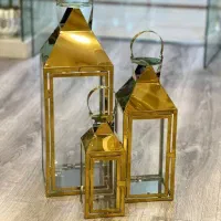 فانوس کنار سالنی