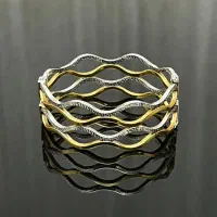 طلا|جواهرات|شاهین‌شهر, اقبال لاهوری|دیوار