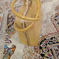کیف مجلسی|کیف، کفش، کمربند|اصفهان, حصه شمالی|دیوار