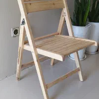 صندلی چوبی تاشو