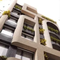 معاوضه واحداپارتمان میرزاکوچکخان باواحد3500تا4700