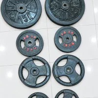 وزنه و دمبل و میز پرس و هالتر