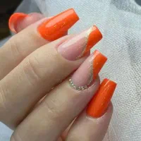 تخفیف ویژه کاشت وترمیم تخصصی ناخن با متریال روسی|خدمات آرایشگری و زیبایی|نجفآباد, یزدانشهر|دیوار