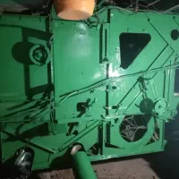 راننده و سرویس کار کمباین