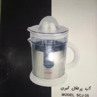 آب پرتقال گیری SUNNEX. در حد نو.