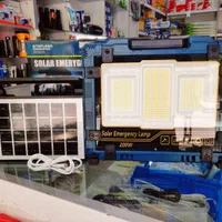 پرژکتور شارژی ۲۰۰ وات خورشیدی