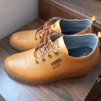 یک جفت کفش زنانه سالم سایز 39